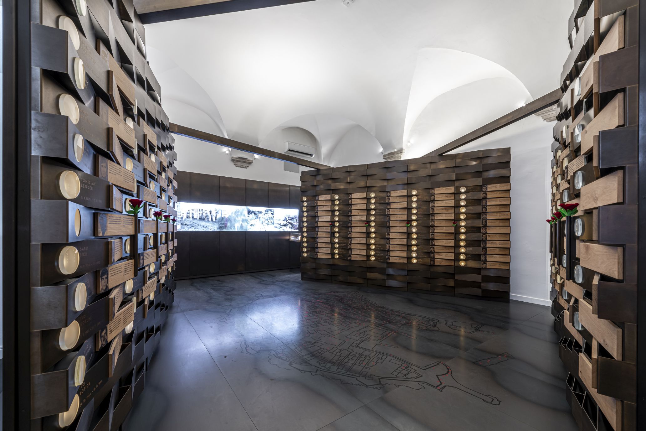 Spomen soba poginulih dubrovačkih branitelja – palača Sponza